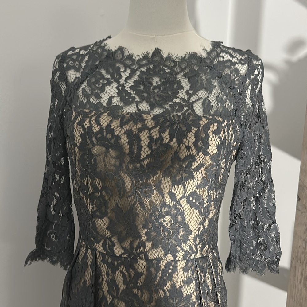 Lace Dress - Picture 4 of 8